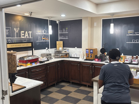 希尔顿欢朋酒店-劳林堡主图