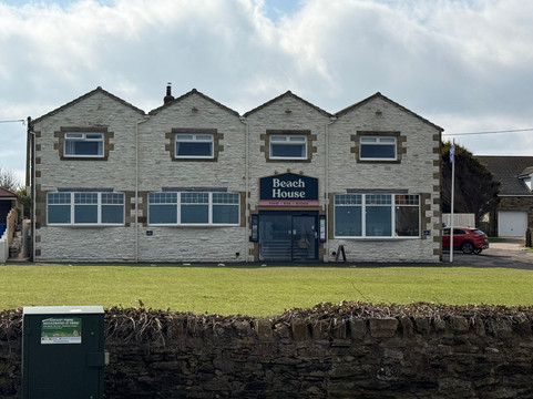 海滨别墅酒店主图