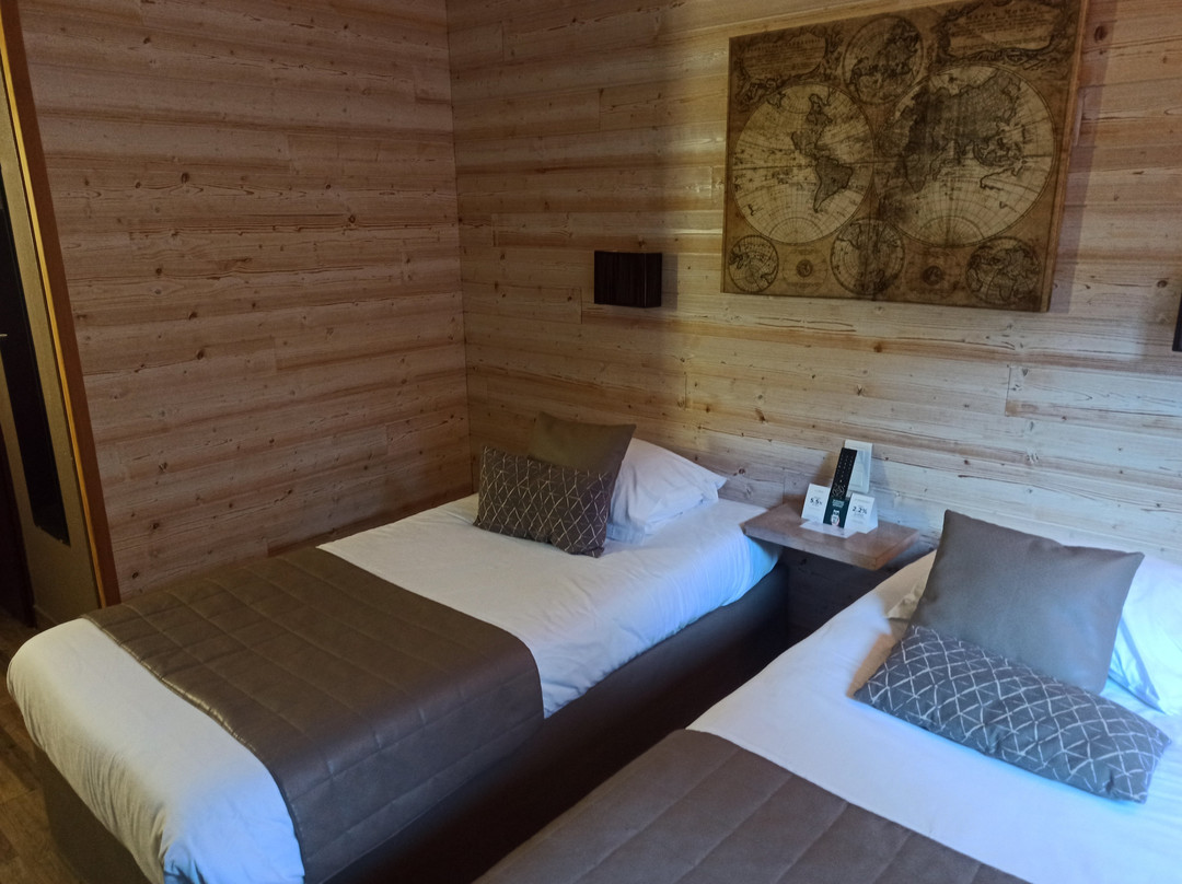 波赫尼香酒店主图