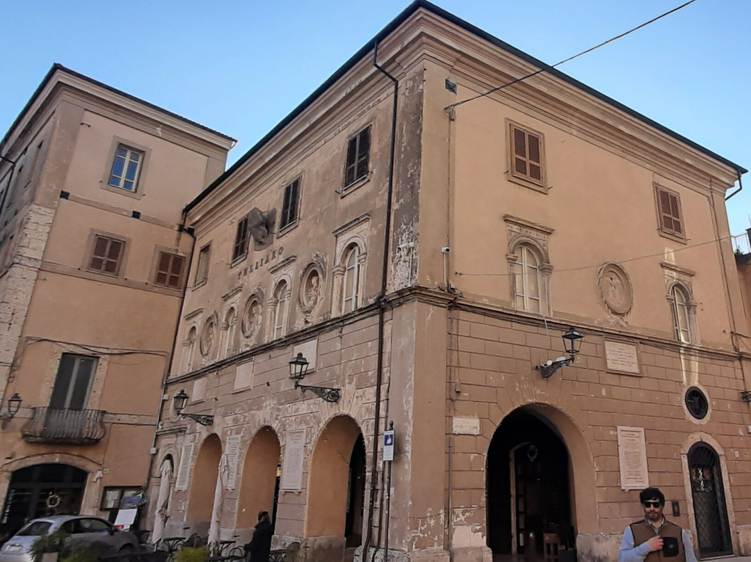 Piazza Municipio-Arpino必去景点