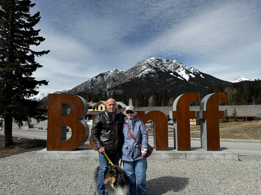 南顿酒店住宿-华美达高地河流酒店