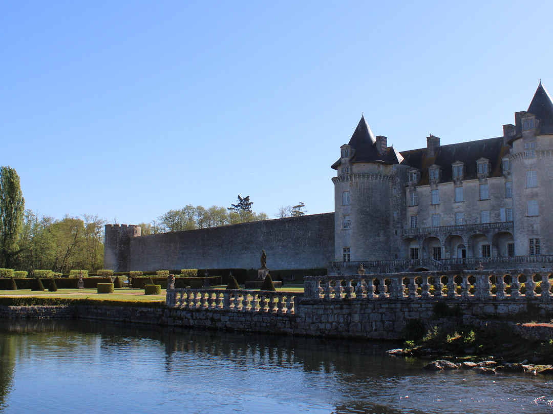 Château de La Roche Courbon-Saint Porchaire必去景点