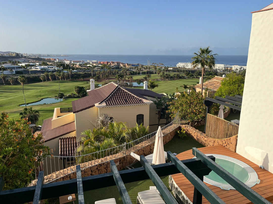 玛丽亚别墅套房酒店主图