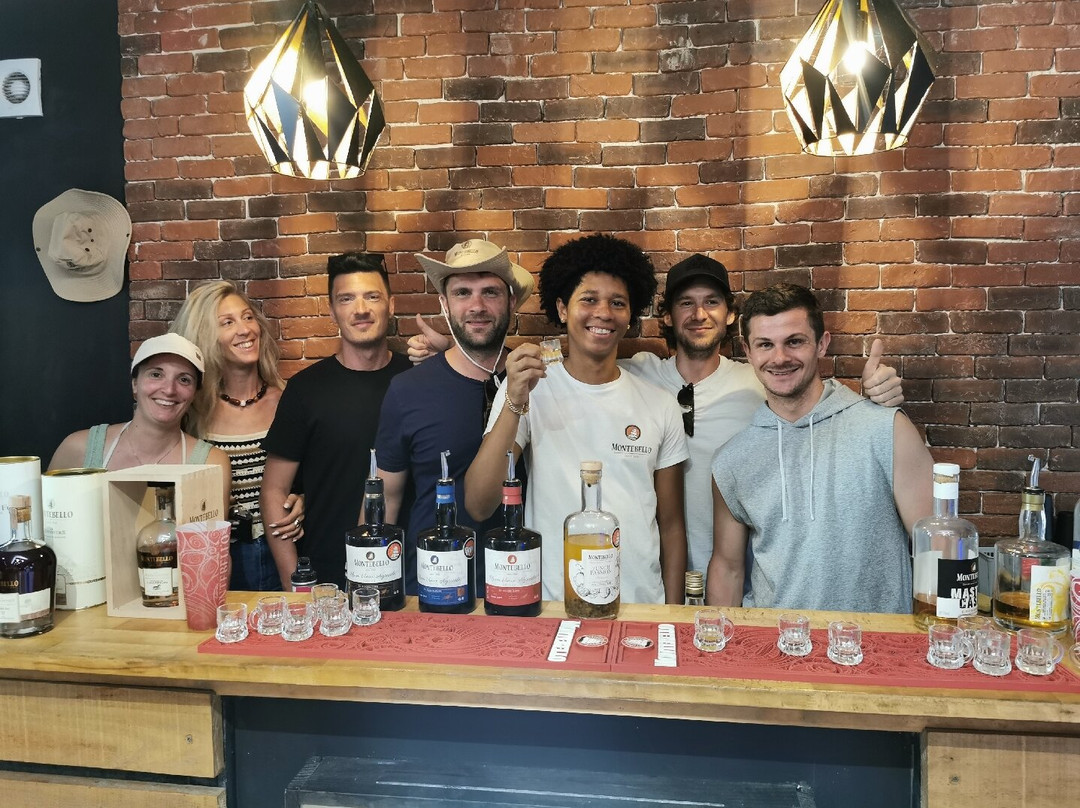 Distillerie du Rhum Montebello-Petit-Bourg必去景点