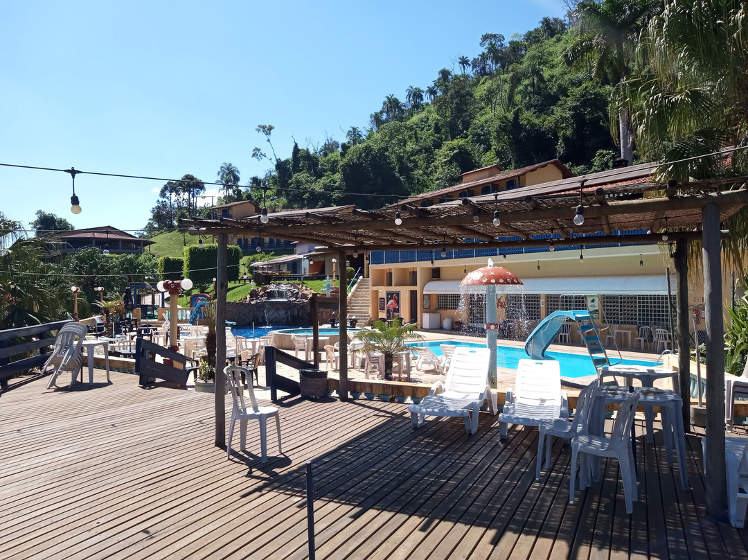 蒙大拿村农庄酒店主图