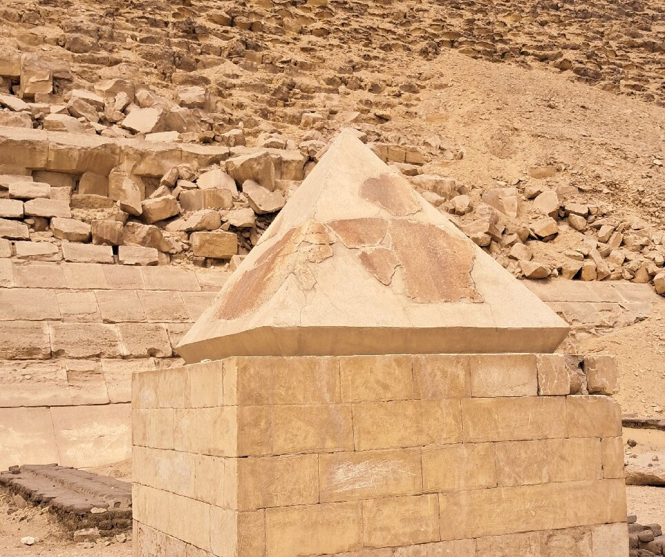 Pyramids of Dahshour-吉萨必去景点