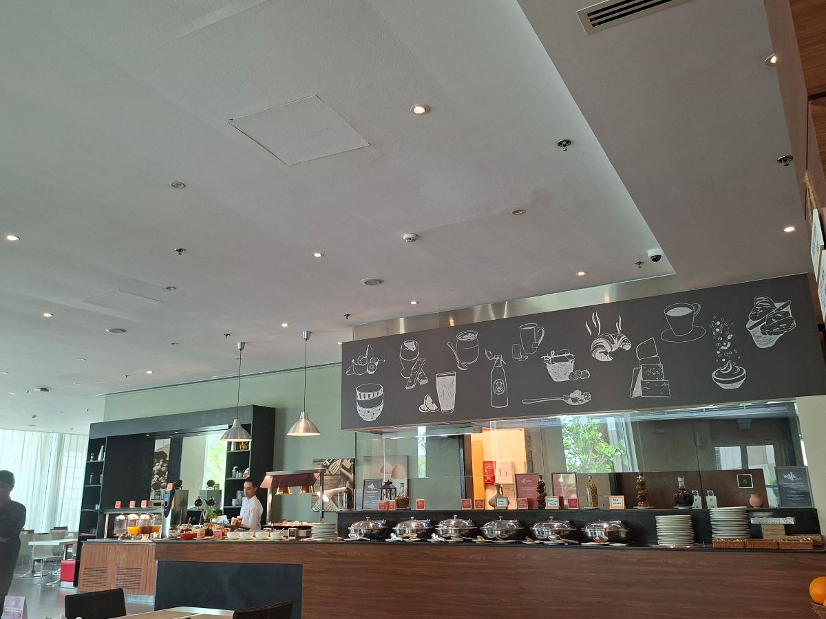宜必思泽夫麦纳麦酒店-旅行者