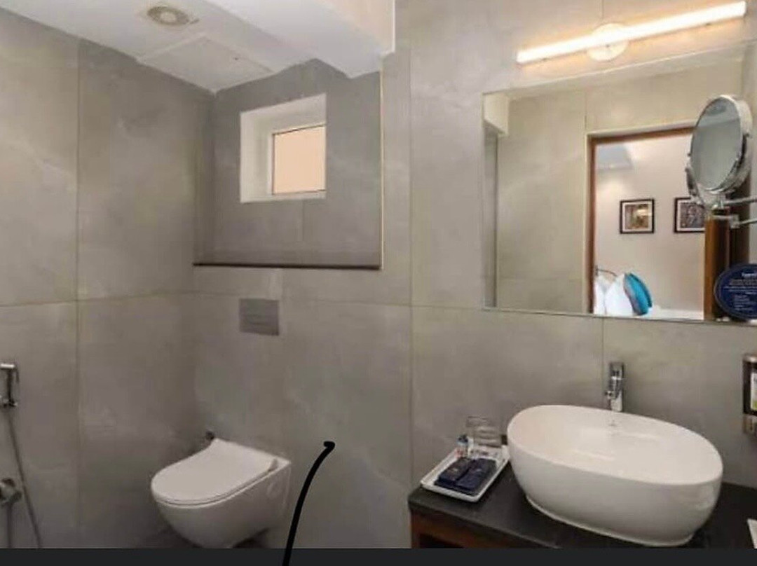 Cozzet Victoria Hotel主图