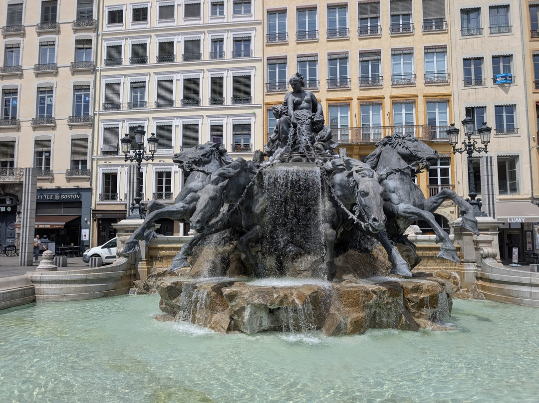 La Fontaine Bartholdi-里昂必去景点