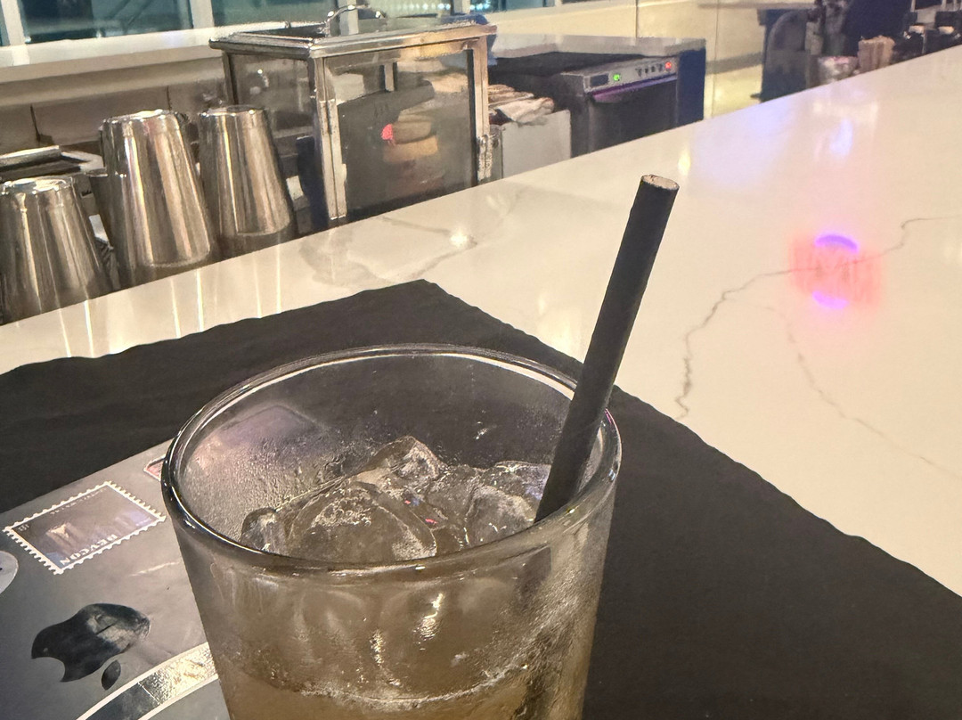 塞雷纳冒险酒店-希尔顿启缤精选酒店主图