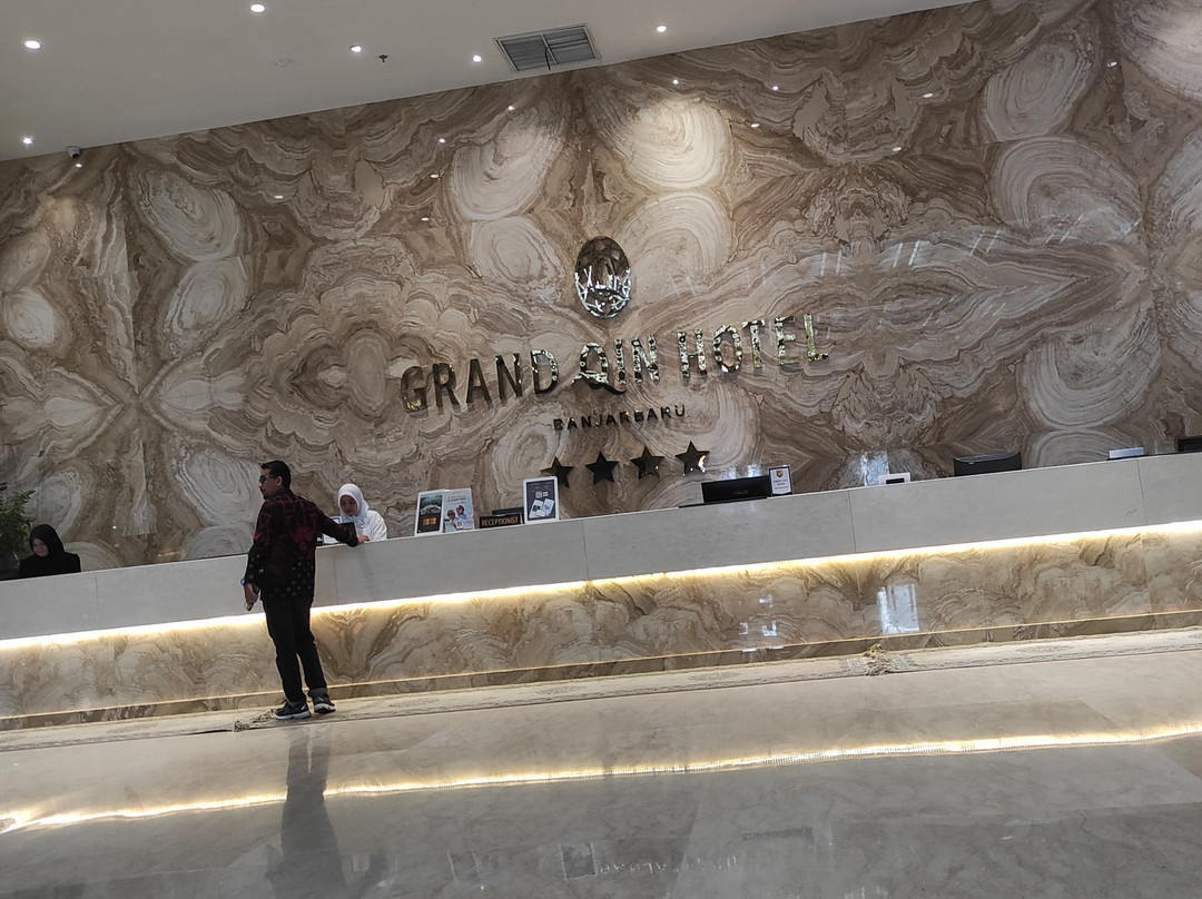 大秦酒店主图