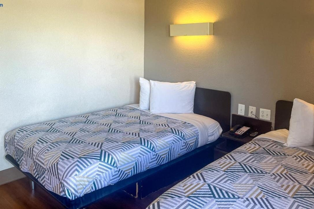 Motel West
