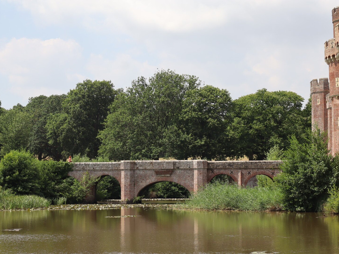 Herstmonceux Castle-Hailsham必去景点