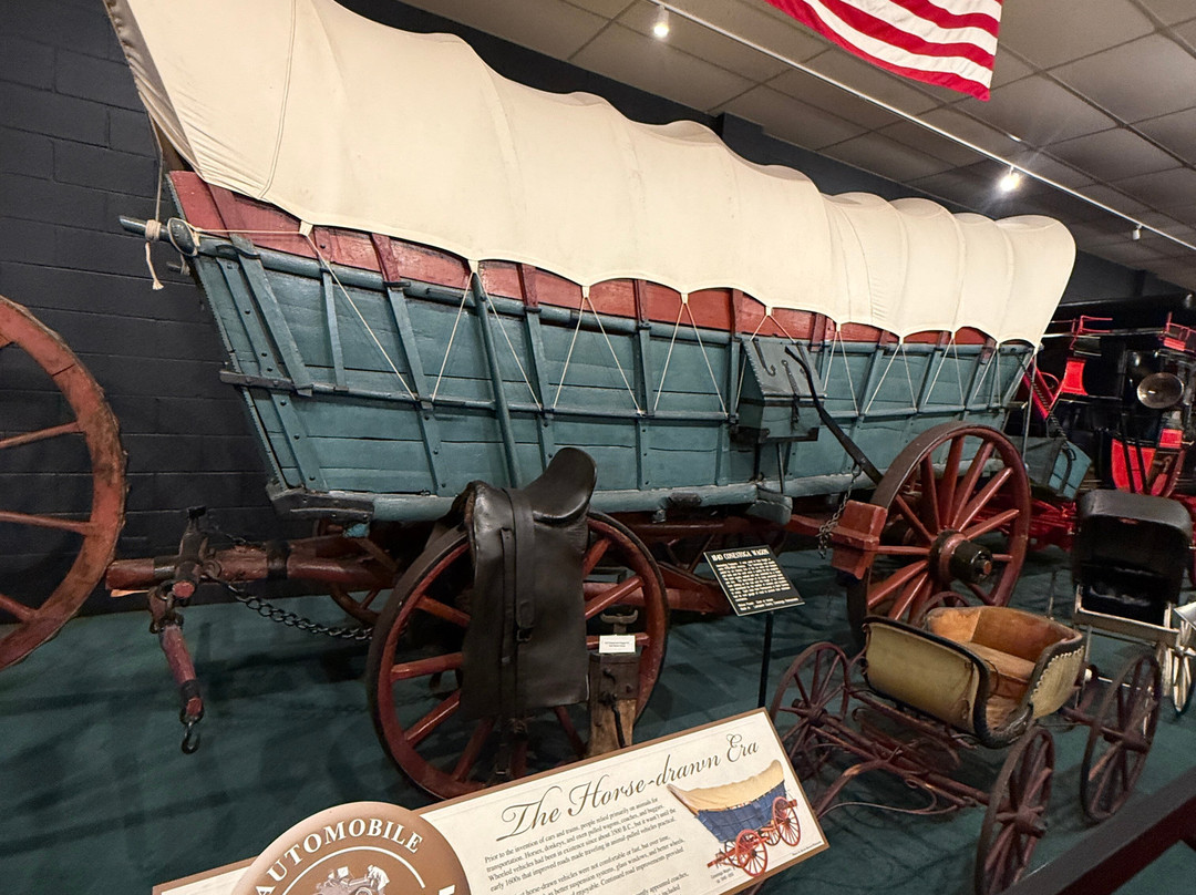The Car and Carriage Caravan Museum-卢雷必去景点