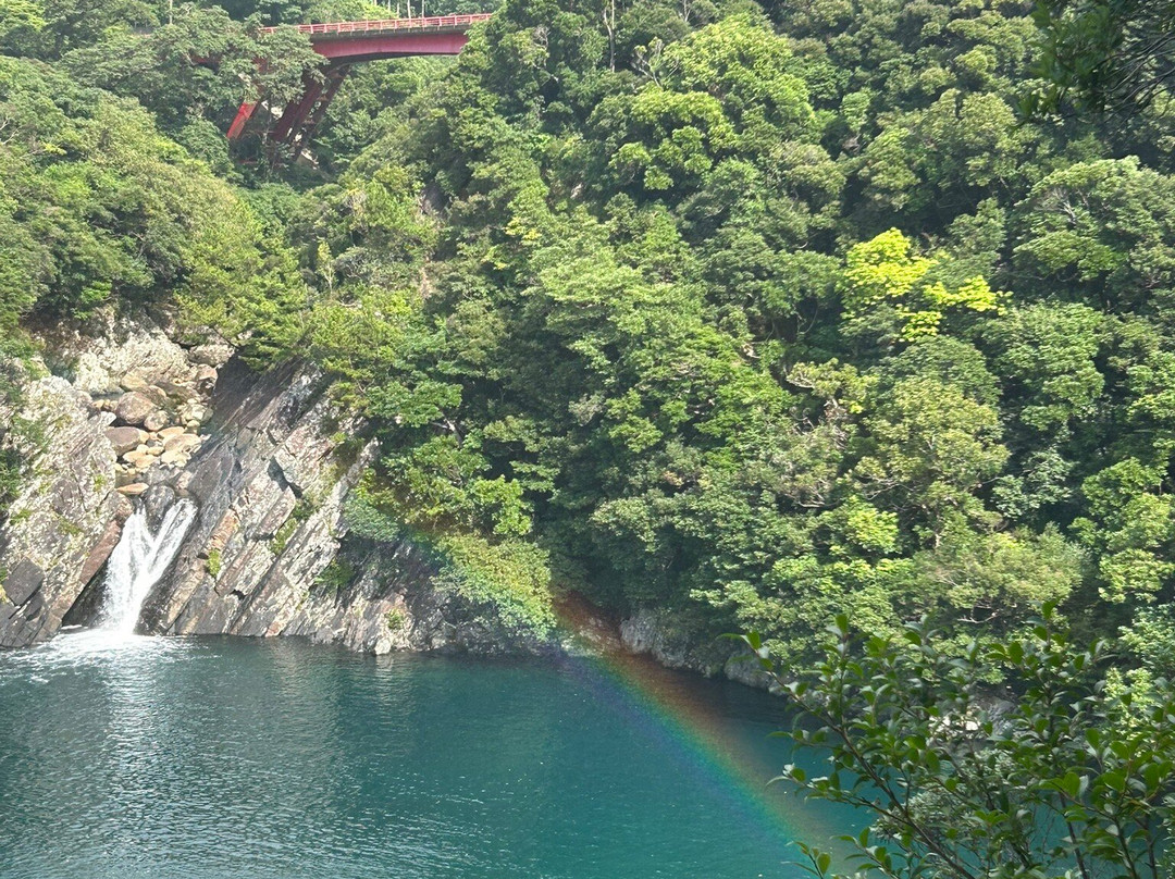 Toroki Falls-屋久岛町必去景点