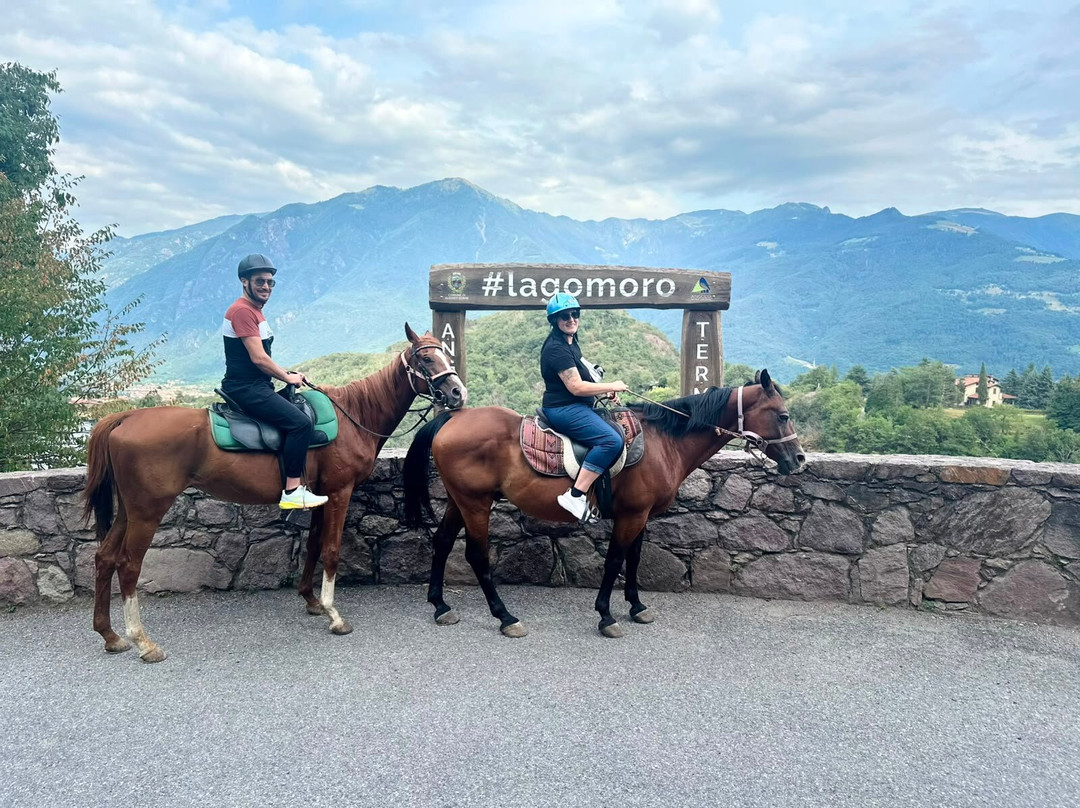 AGRITURISMO LAGO MORO RANCH-Angolo Terme必去景点