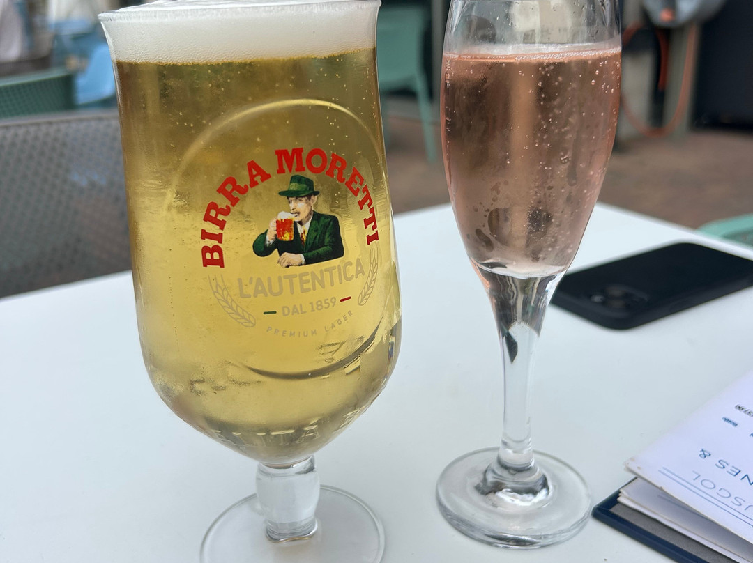 码头水疗酒店主图