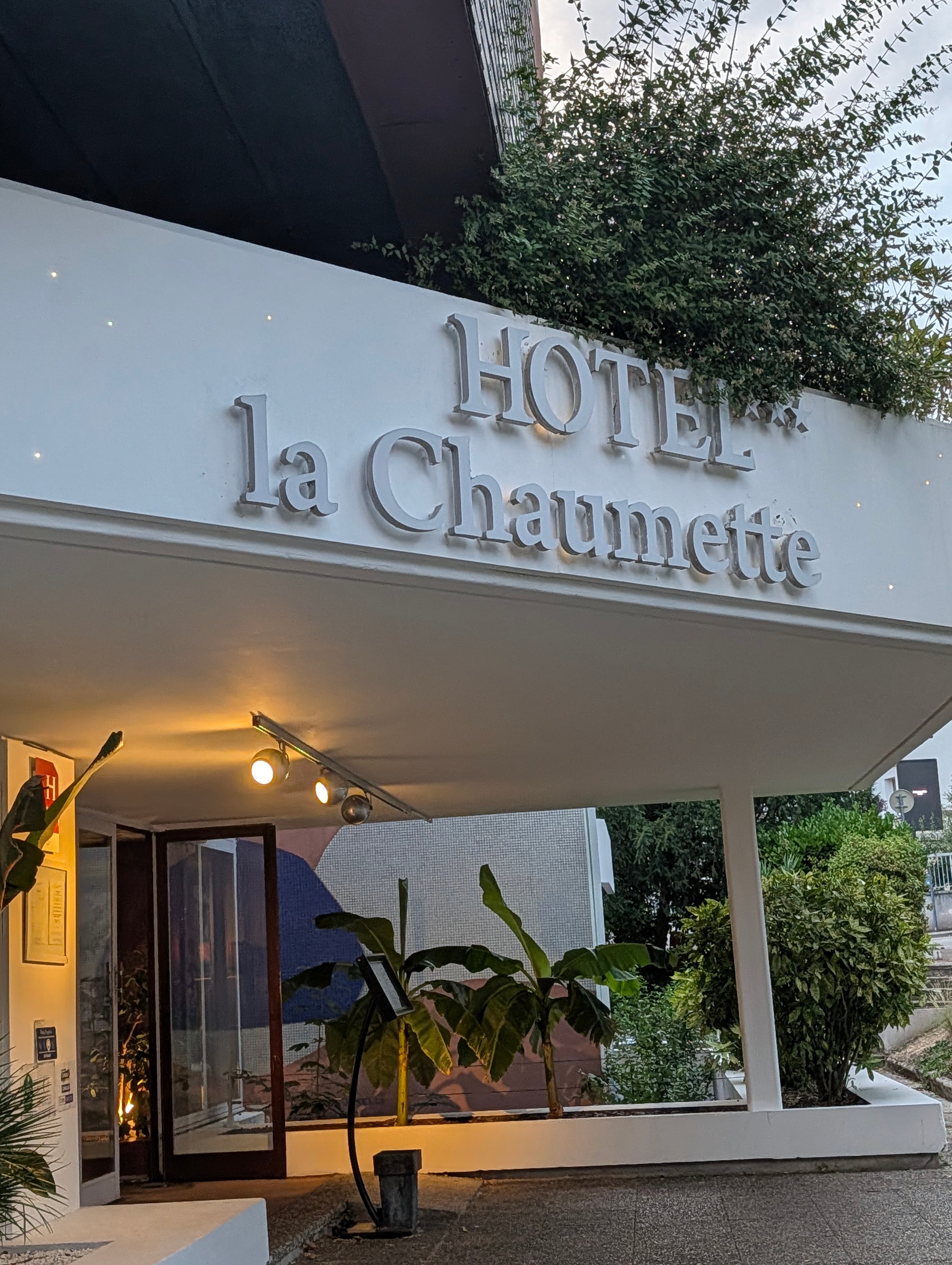 尚米特酒店-旅行者