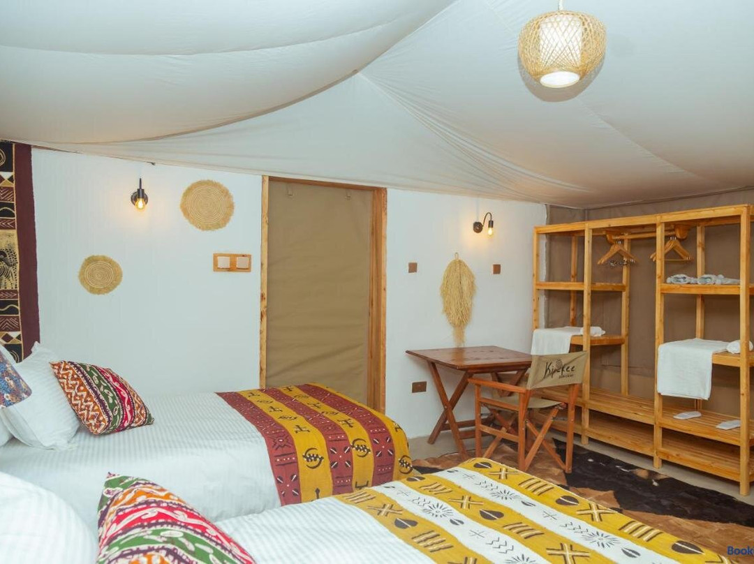 Kipekee Zuri Camp