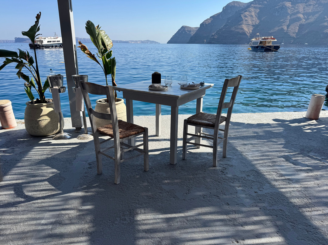 Qhera Santorini-锡拉夏岛必去景点