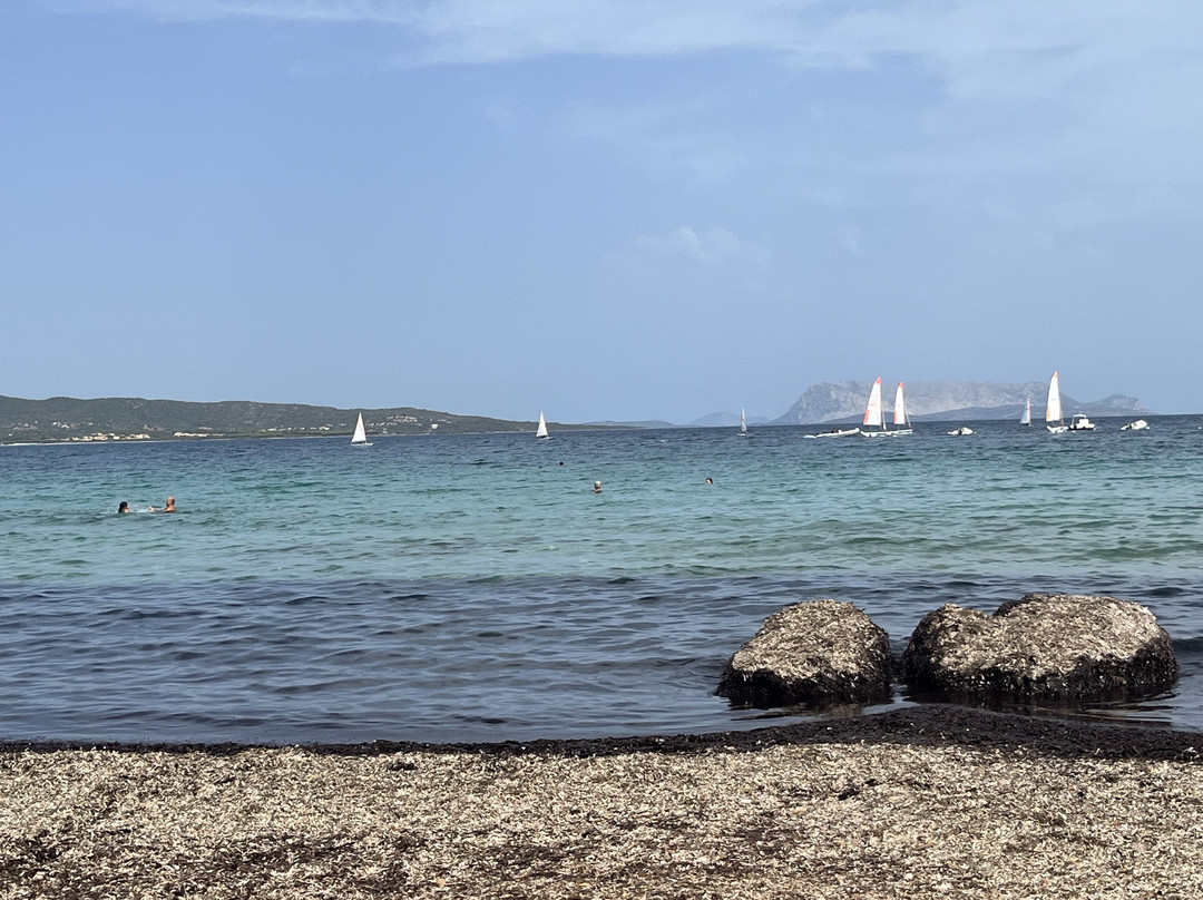 Spiaggia di Porto Ainu-Budoni必去景点