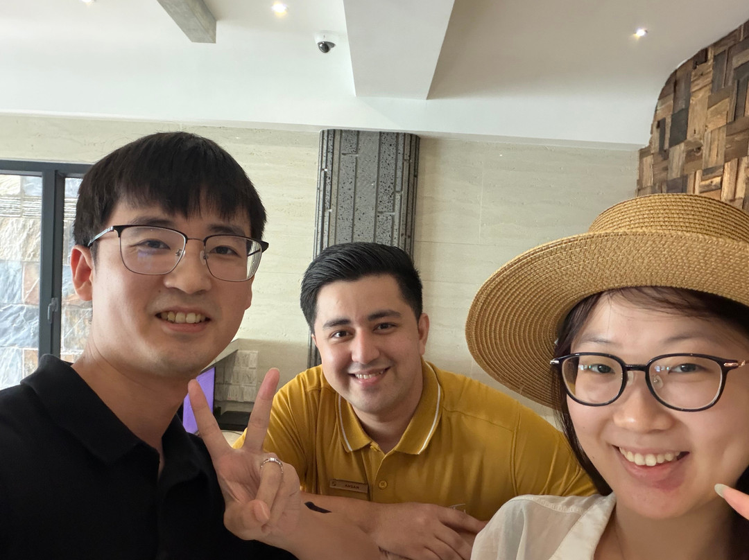 呼鲁马累海洋大酒店主图