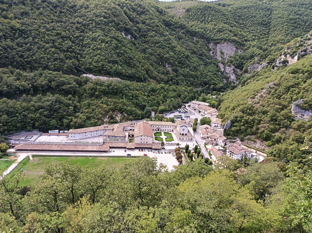 Scoglio della Preghiera-Cascia必去景点