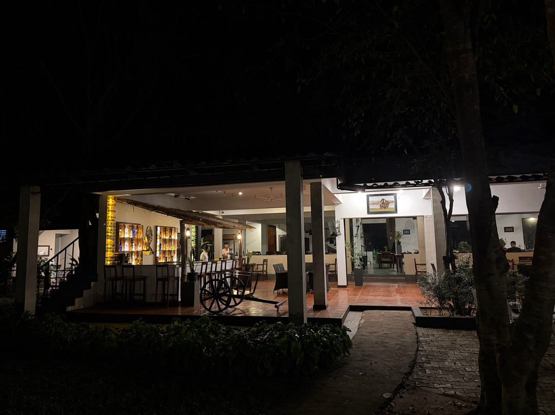 迦叶狮子岩酒店主图