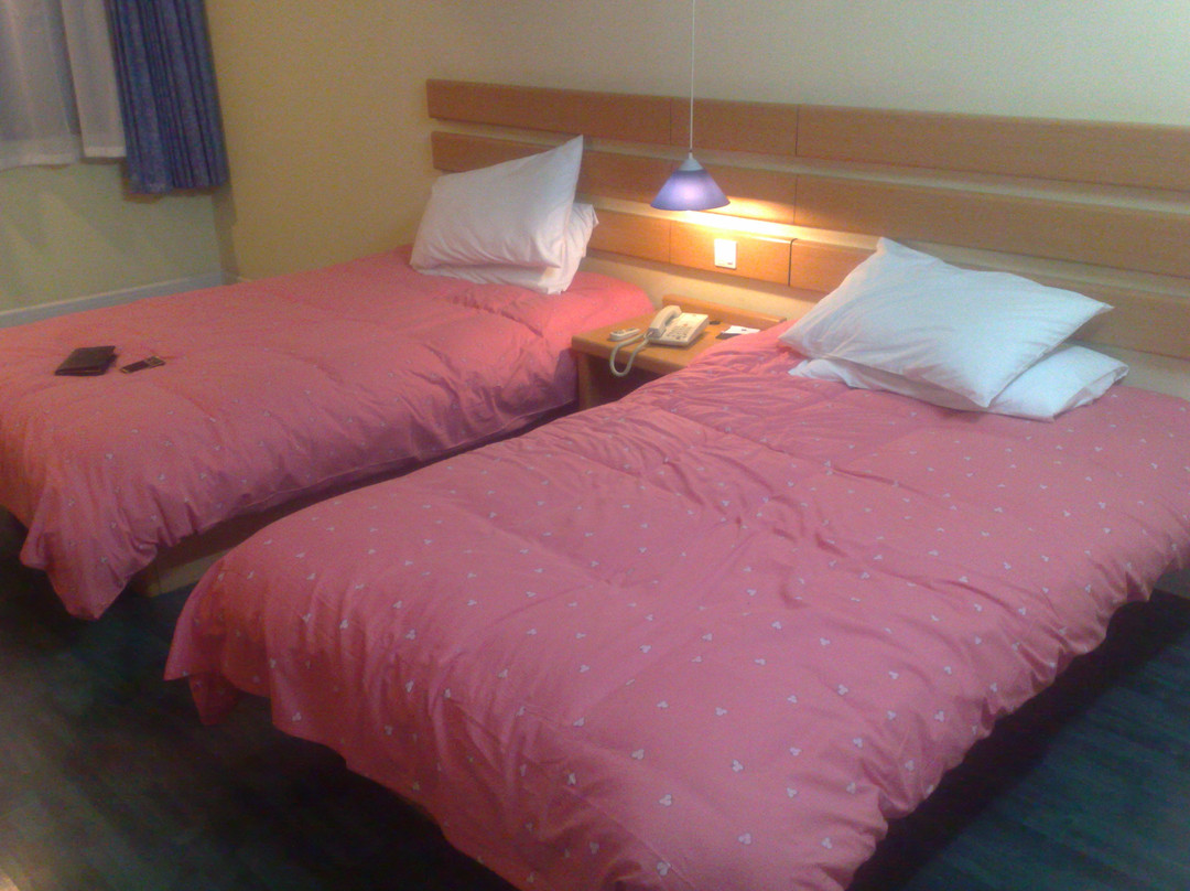 栖霞市酒店住宿-康立假日宾馆