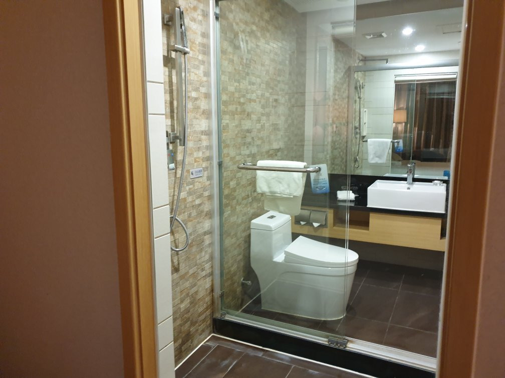 加洲阳光大酒店主图