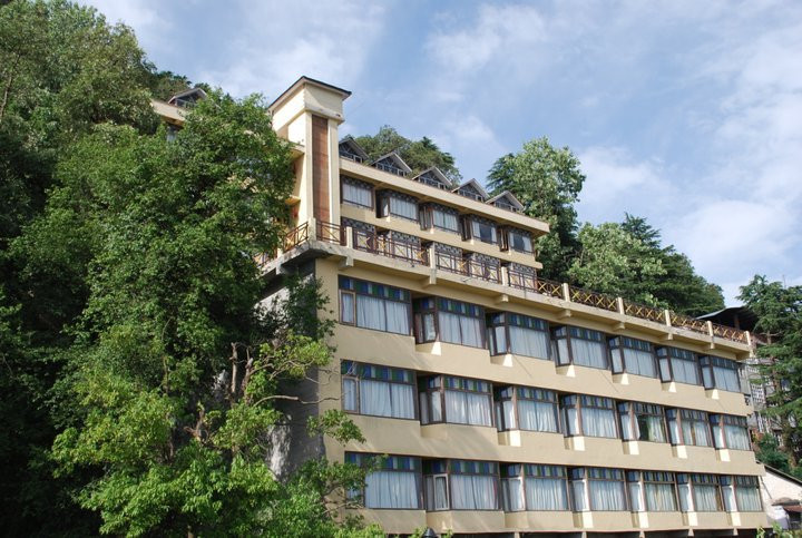 Snow Valley Resorts Dalhousie