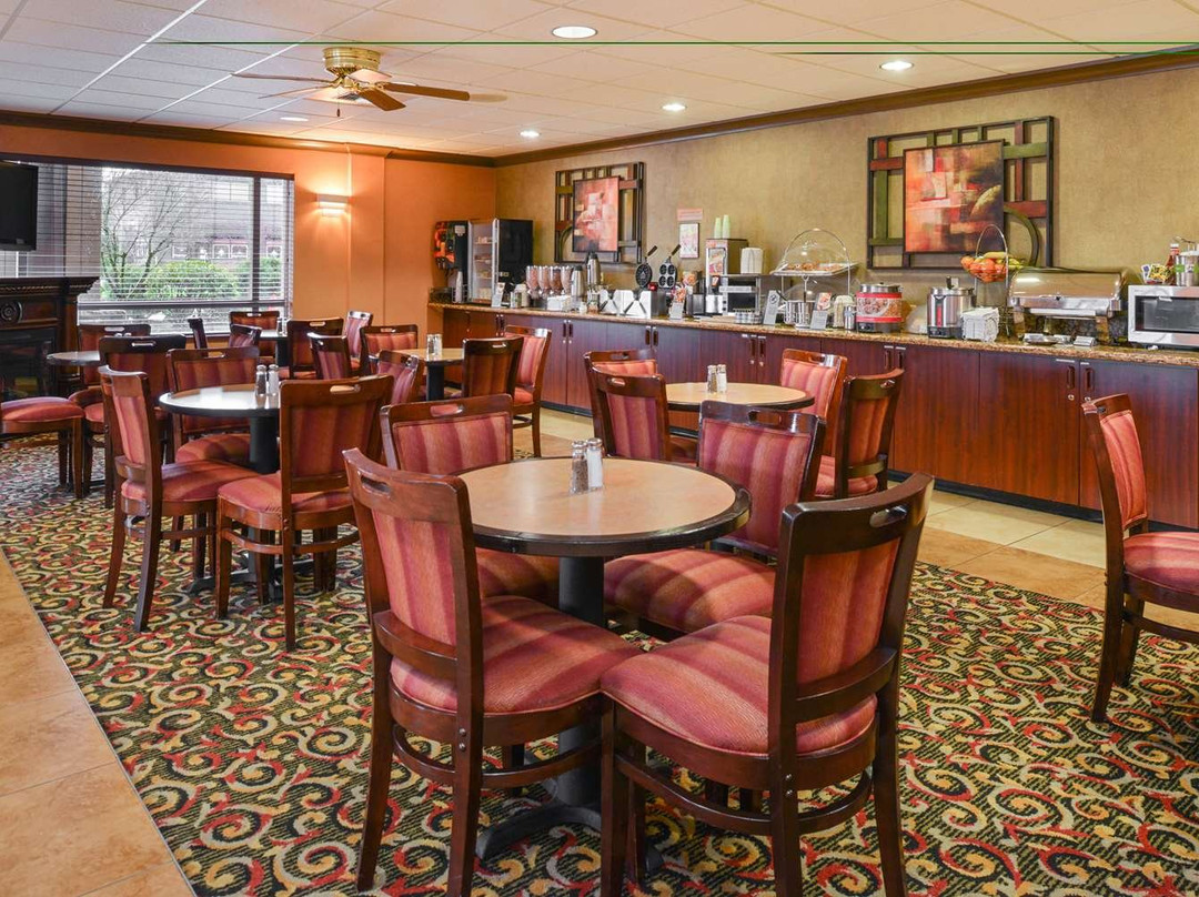 Best Western Cascade Inn & Suites主图