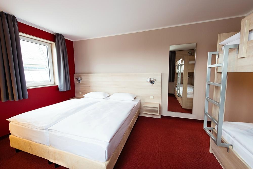 Serways Hotel Bruchsal West-客卧
