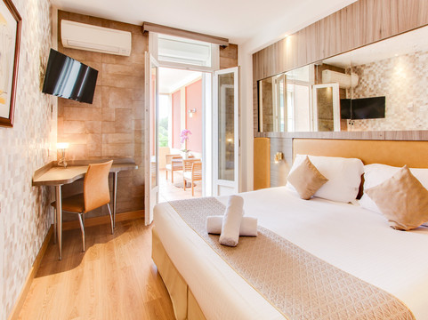 邦多勒酒店住宿-Hôtel Provençal Bandol