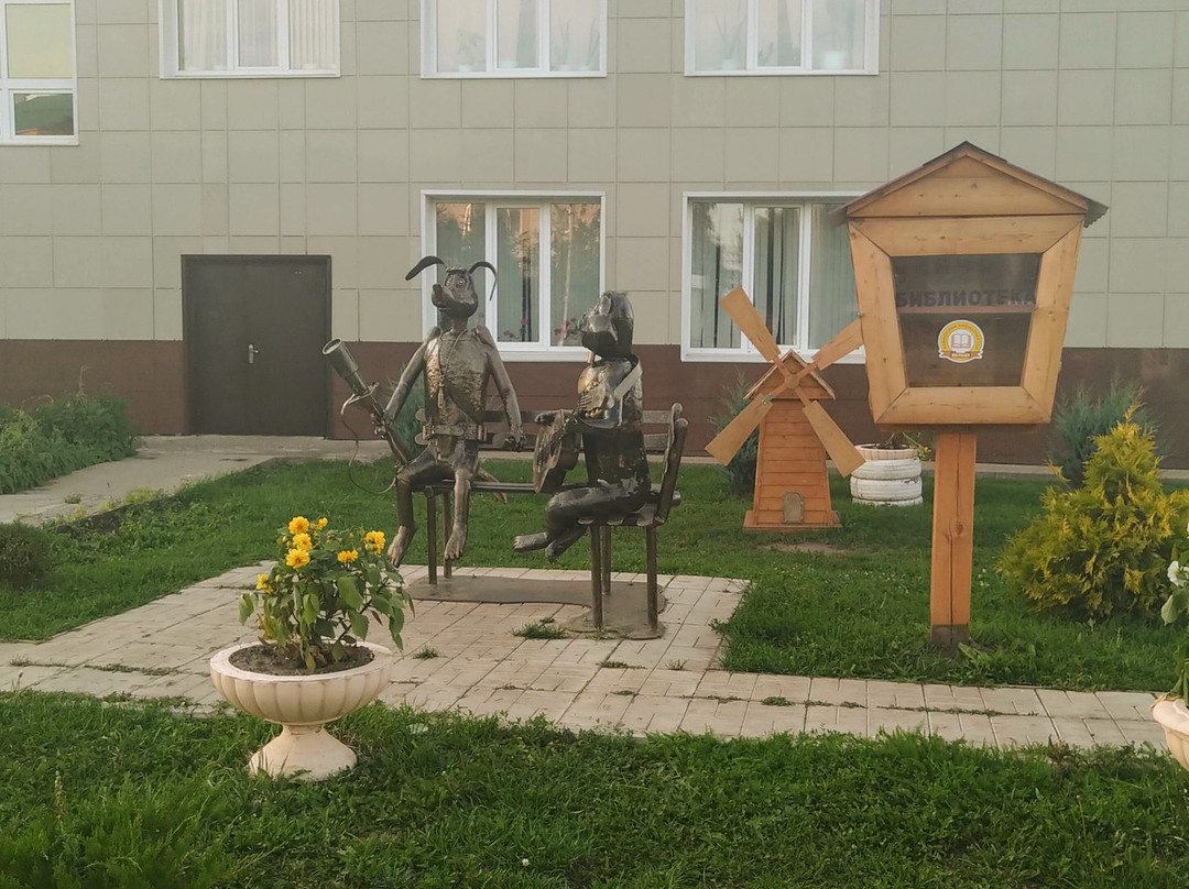 Pochtalyon Pechkin Monument-Tsivilsk必去景点