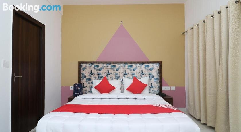 OYO 24054 Nihon Rooms