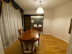 豪华帝国俱乐部主图