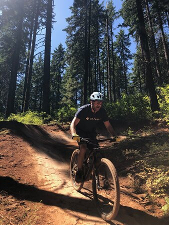 Hood River Mountain Bike Adventures-胡德里弗必去景点