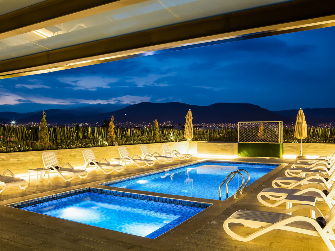 帕丘卡酒店住宿-Fiesta Inn Pachuca Gran Patio