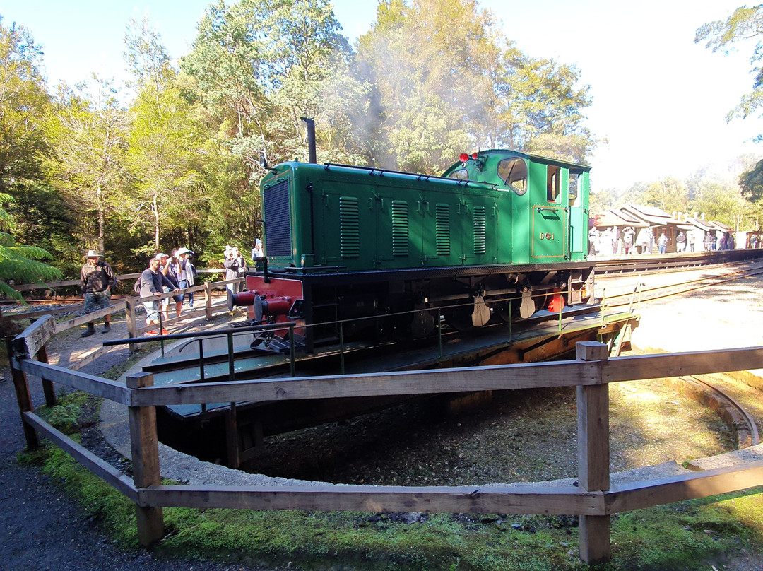 Dubbil Barril Railway Station-斯特拉恩必去景点