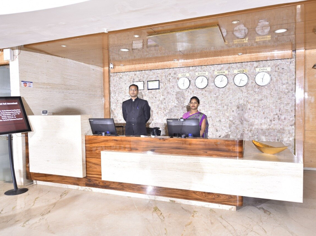 Hotel Amit Park International