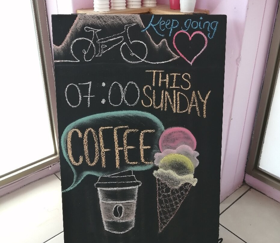 Vanilla Chocolate Café