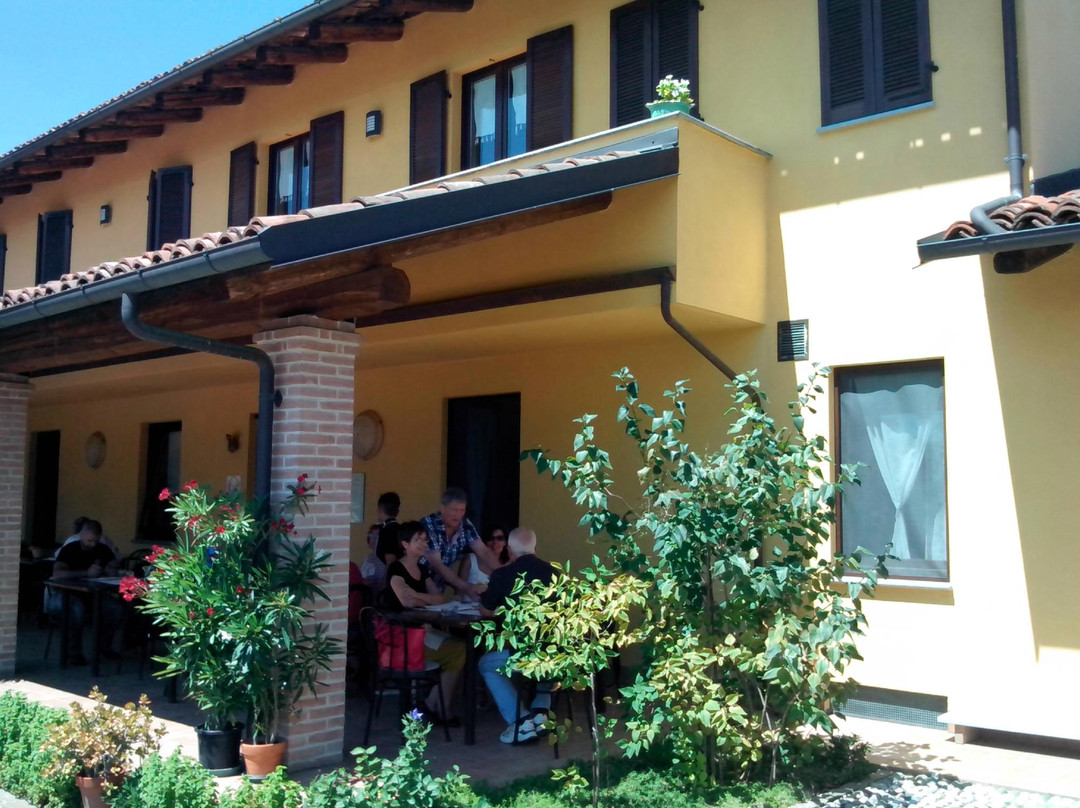 Montaldo Roero餐馆和美食-Trattoria Il Glicine