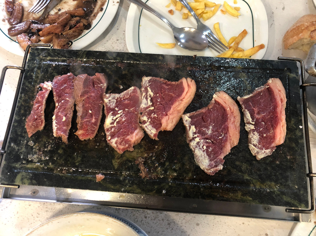 Ruivaes餐馆和美食-Churrasqueira O Toneco