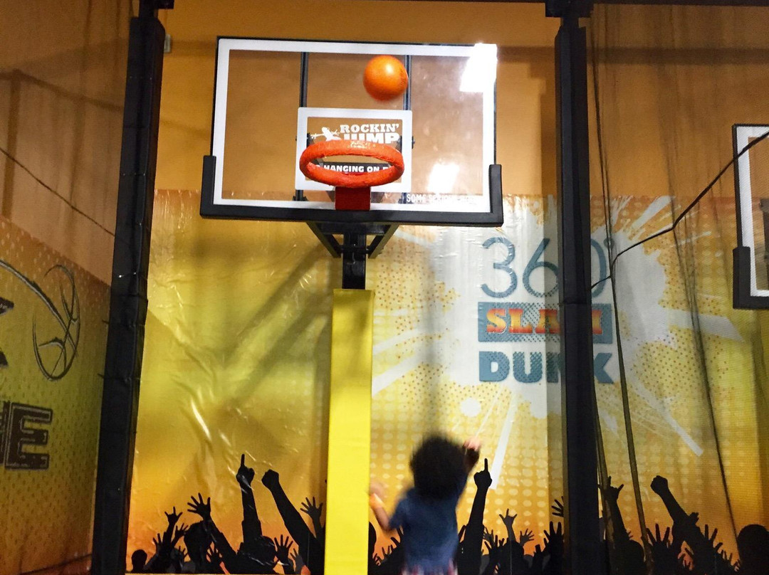 Rockin jump-Brentwood必去景点