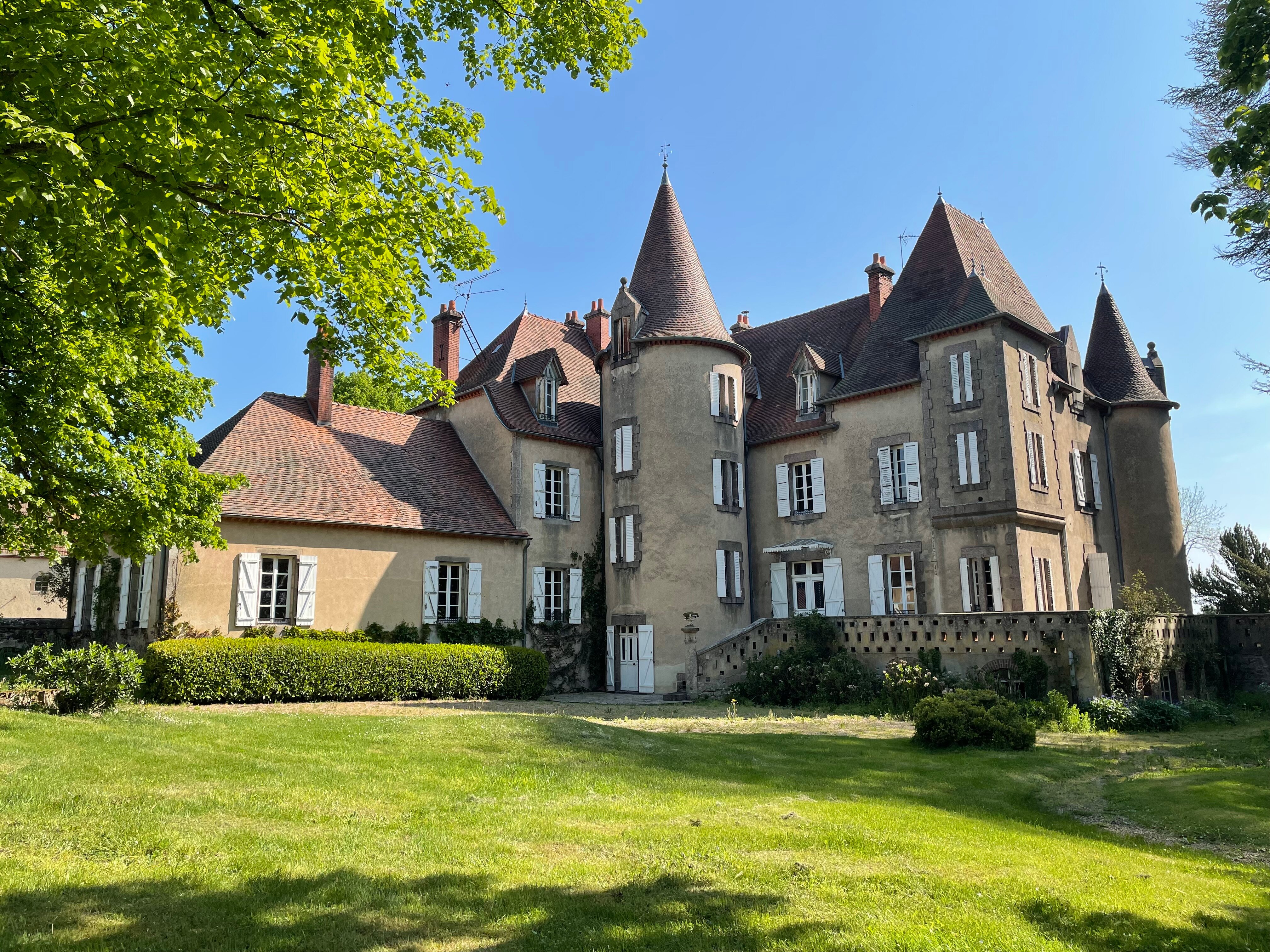 Château De Bruges-官方