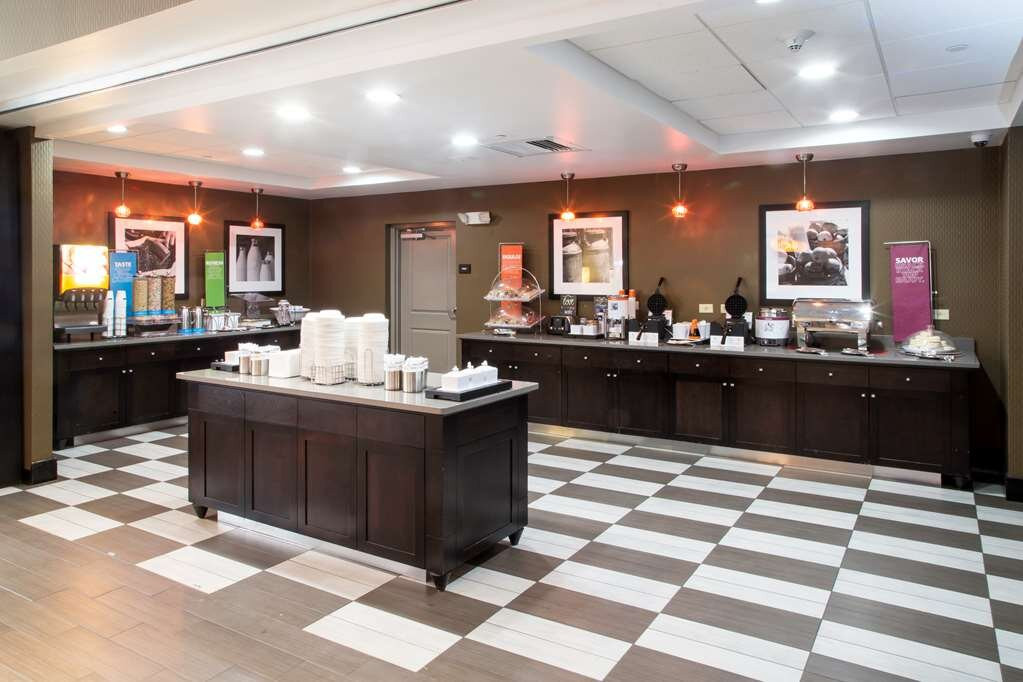 Hampton Inn Oxford/Conference Center主图