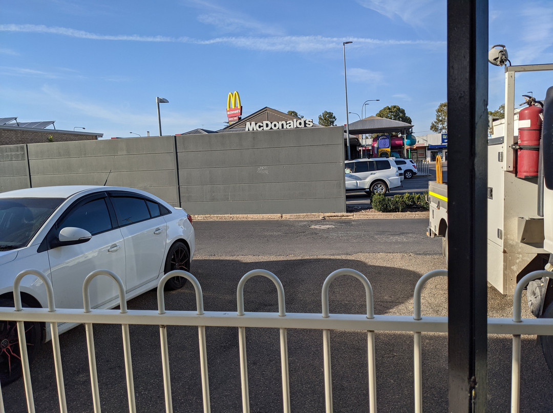 Town House Motor Inn主图