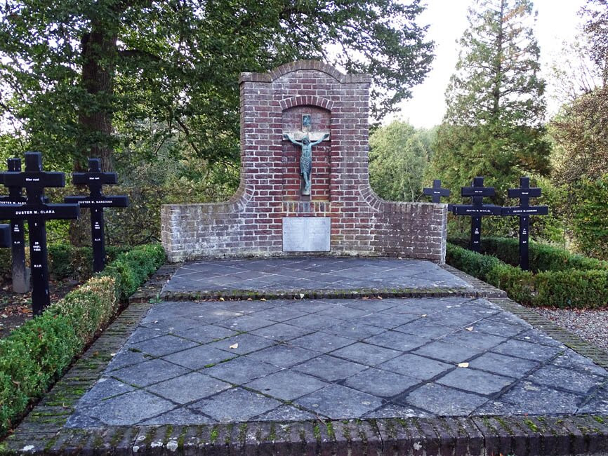 Basiliek, H.H. Wiro, Plechelmus en Otgerus景点图片