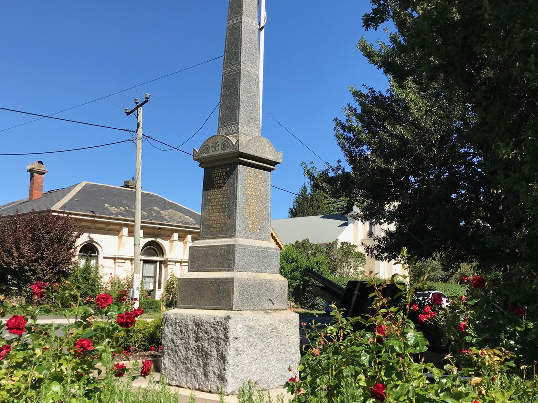 Westbury War Memorial景点图片
